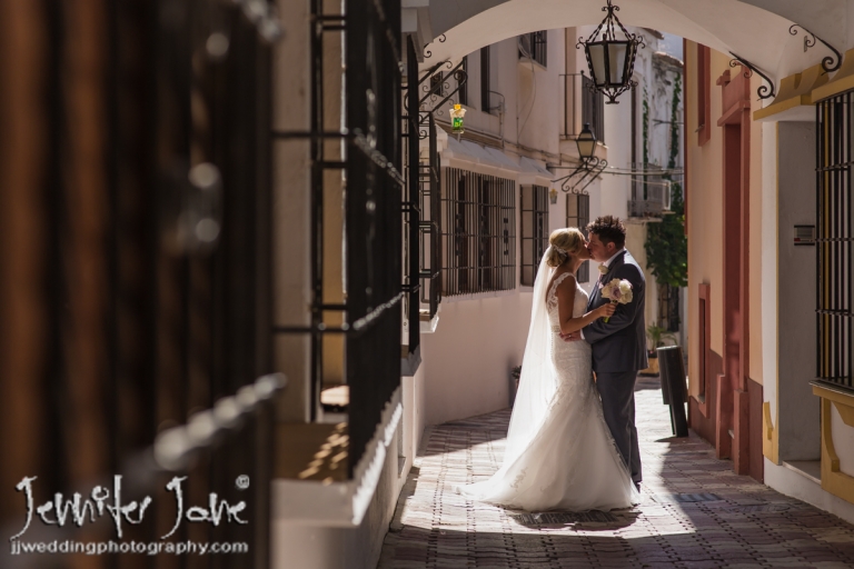 getting-married-in-marbella-wedding-photographer